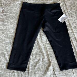 NWT Zyia Paisley Black Leggings 16-18